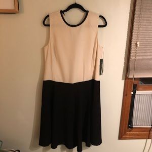 Lauren Ralph Lauren Sleeveless Cocktail dress